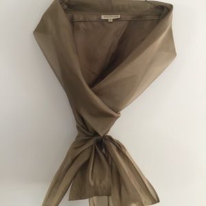Gold glimmer evening wrap